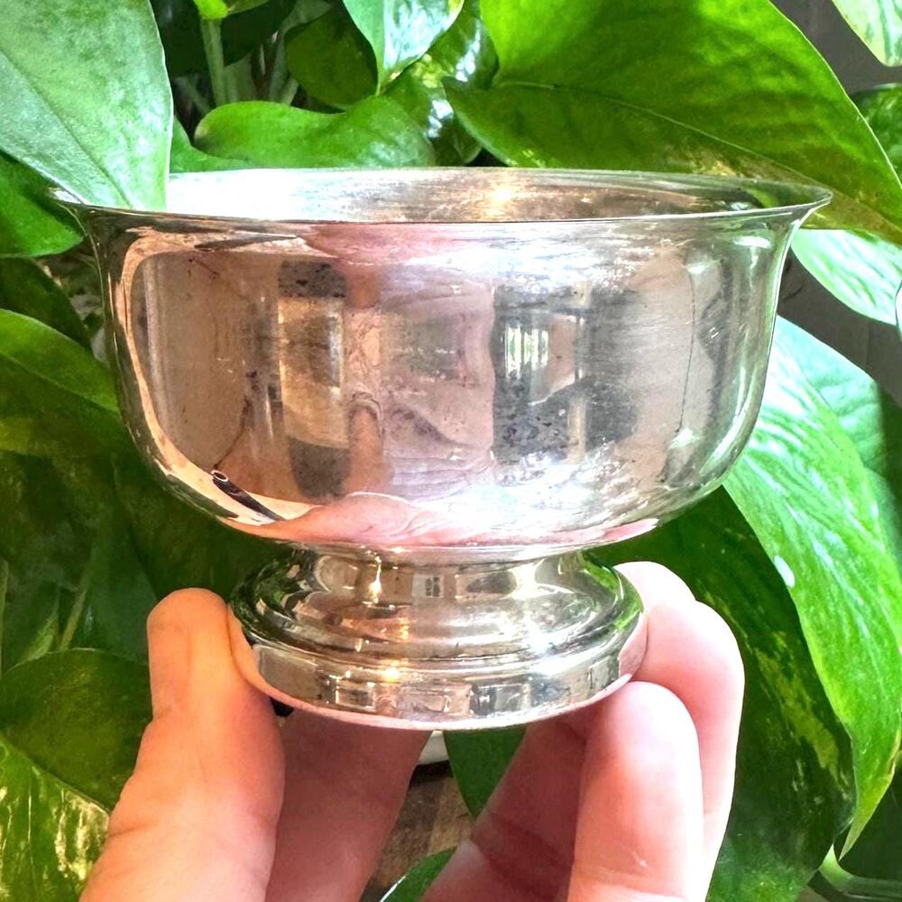 Vintage Paul Revere Reproduction Silverplated Footed Bowl 4” – MCM Barcart Decor